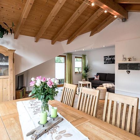 Gigantisch!Hochwertige Ferienwohnung In Den Bergen Бад Хинделанг Екстериор снимка